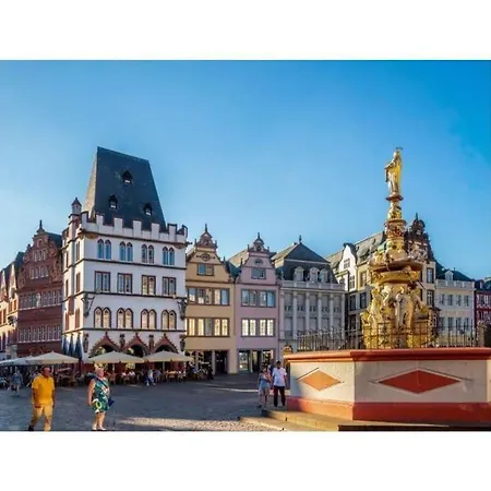 Spacious Near Centre Trier